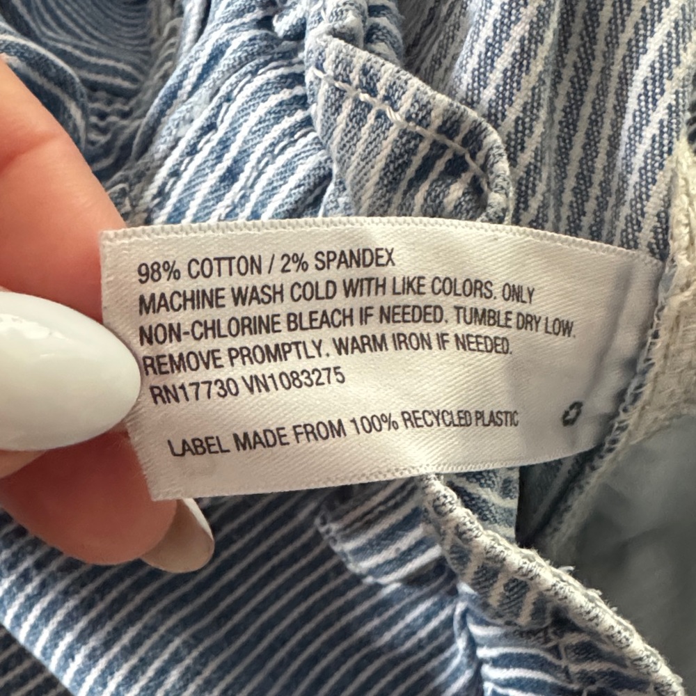 Universal Thread High Rise Blue Pinstripe Jeans - Picture 7 of 7